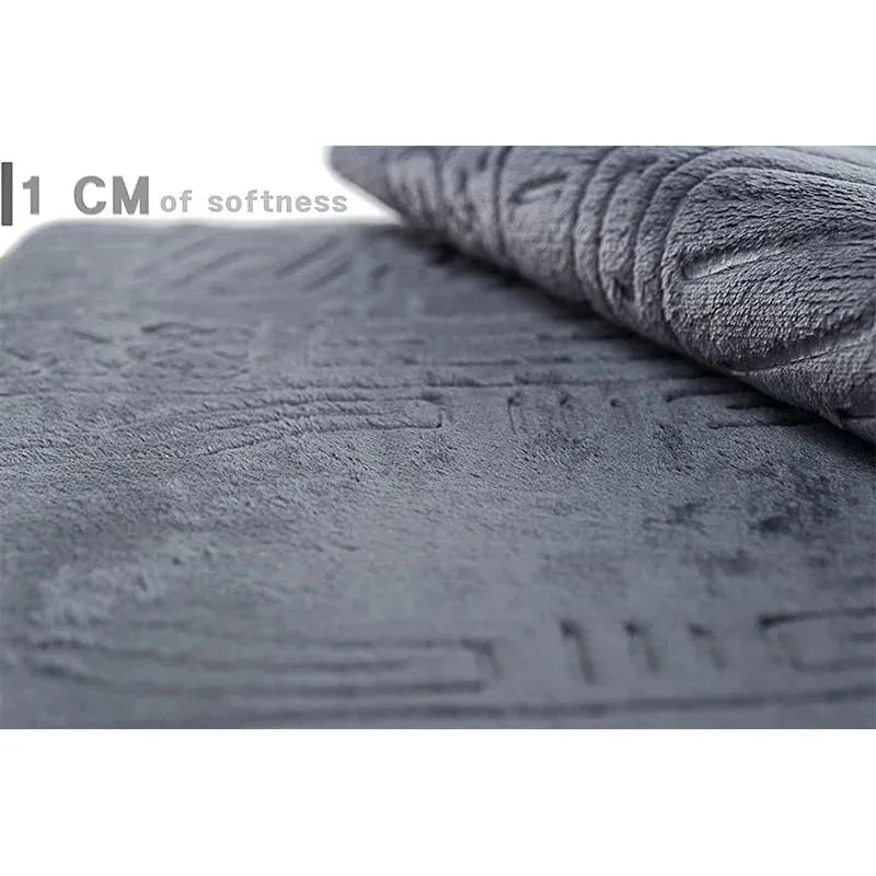 "Luxurious Folding Baithak Janamaz with Back Rest - Velvet Prayer Rug"