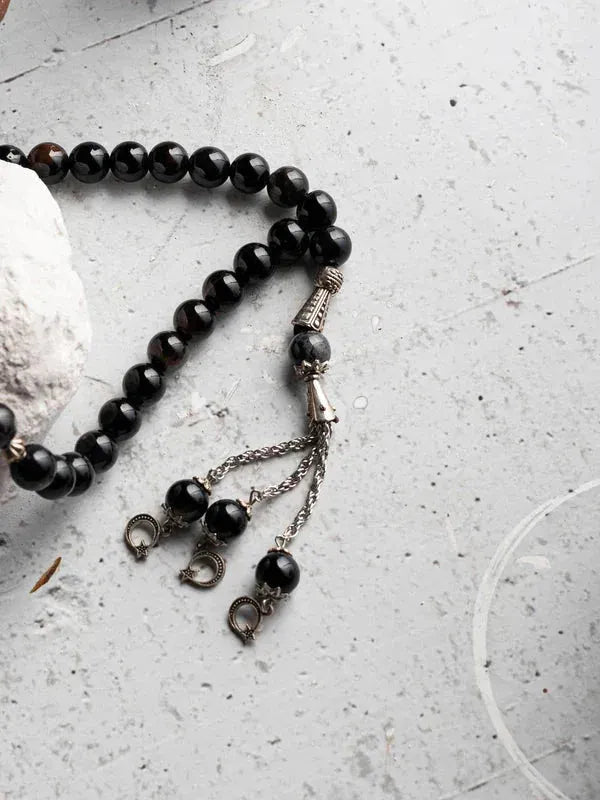 Black Aqeeq Stone Tasbih (10mm) - THE RUHANI